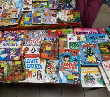 KIERMASZ KSIĄŻEK